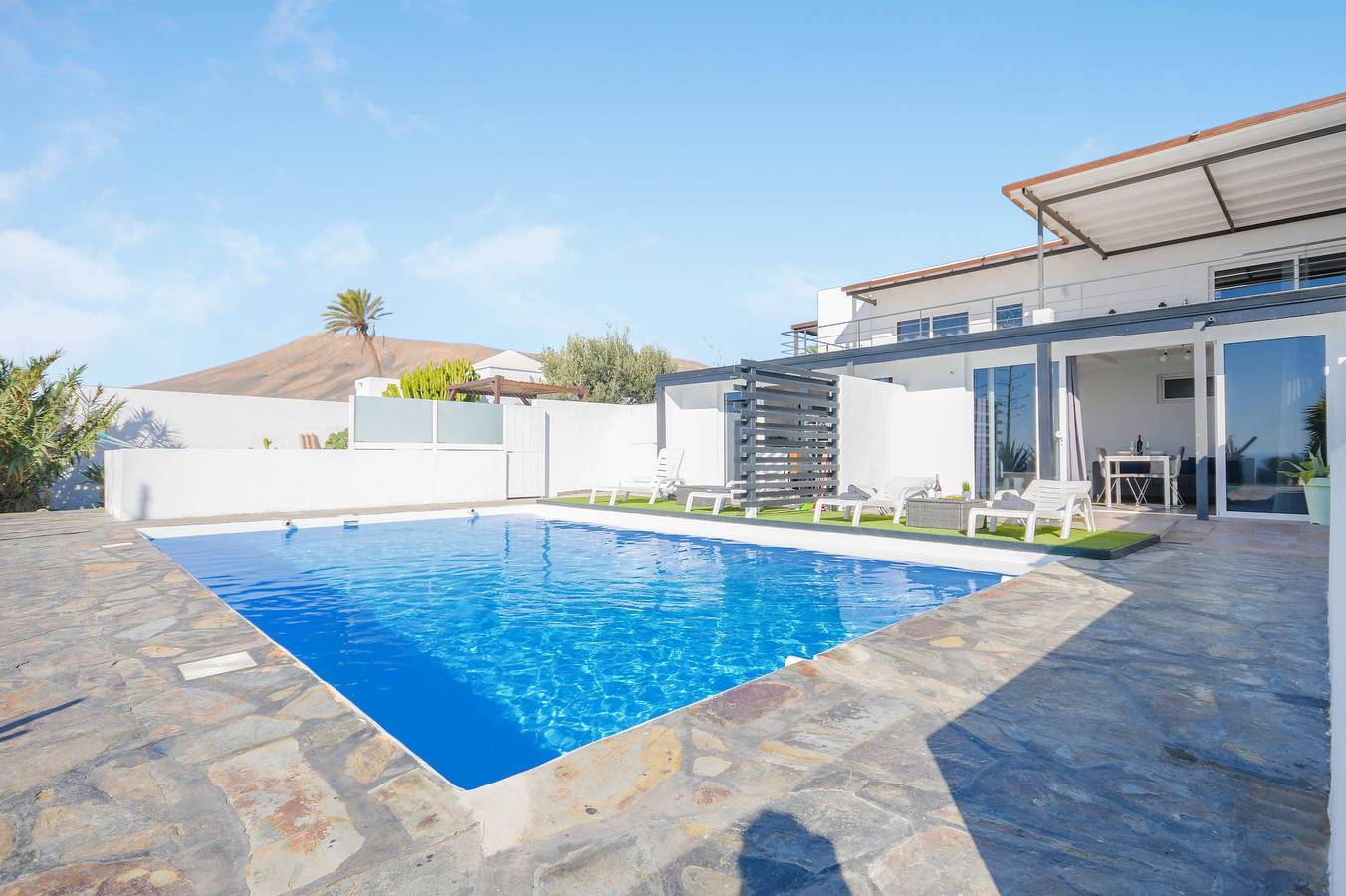 Ferienwohnung „Casa Amanecer 2“ mit Meerblick, Bergblick, Garten und Pool in Mácher, Tías