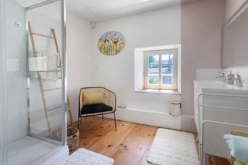 Chambre D’hôte pour 4 Personnes dans Loiré-sur-Nie, Région de Saint-Jean-d'Angély, Photo 3
