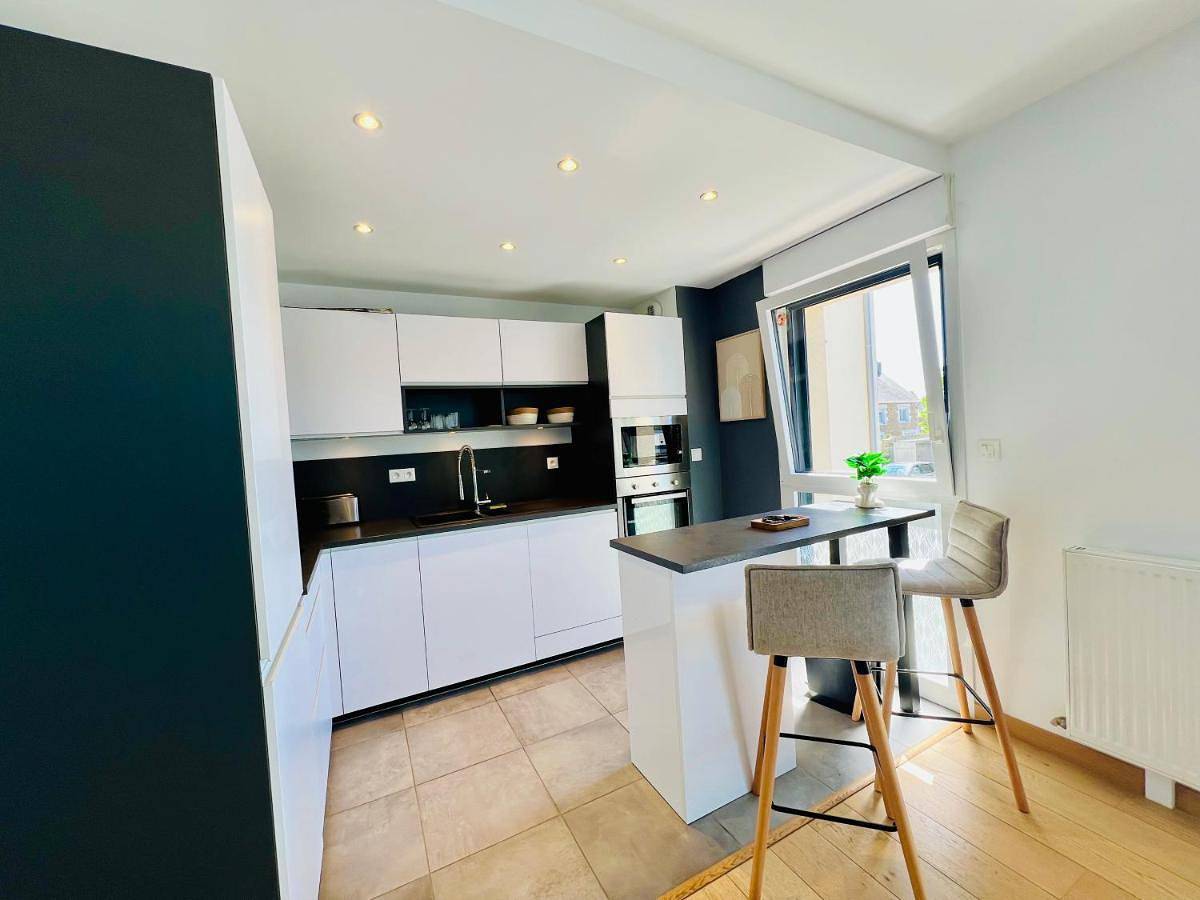 Appartement entier, Two-Bedroom Apartment in Saint-Jouan-des-Guérets, Région de Saint-Malo