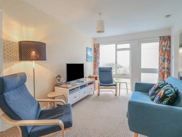 Glamping for 4 People in Fairbourne, Gwynedd, Photo 1