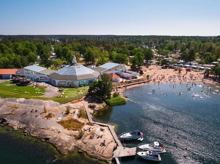 Resort für 8 Personen, mit Pool und Sauna sowie Garten und Whirlpool - 1
