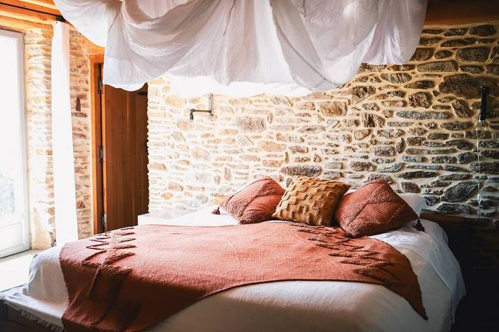 Location de vacances pour 8 personnes, avec jardin à Sainte-Cécile-d'Andorge - 2