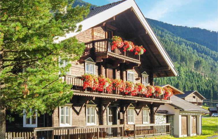 Ferienhaus für 7 Personen, mit Terrasse und Garten in St. Veit in Defereggen