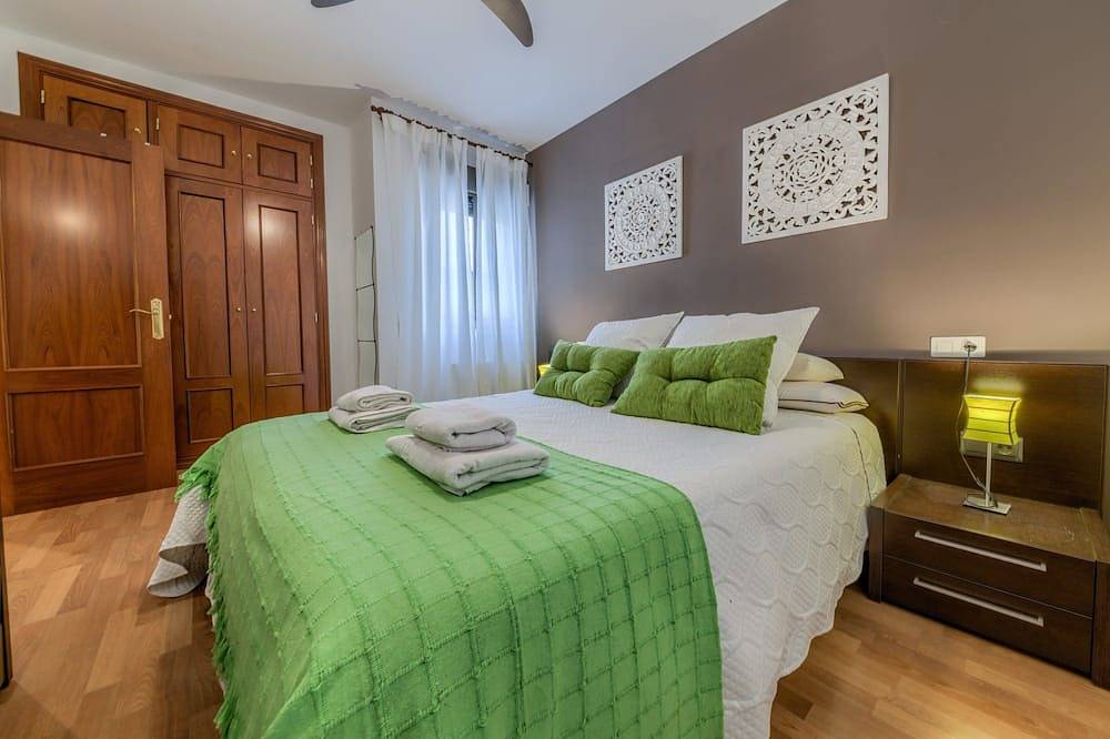 Entire apartment, Charming apartment in Granada, La Zubia in La Zubia, Granada Province