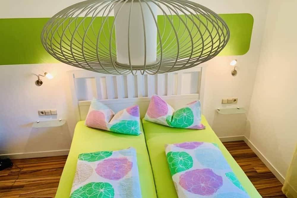 Ganze Wohnung, Gemütliche ****-Sterne Ferienwohnung mit großem überdachtem Balkon in Schuttertal, Hochschwarzwald