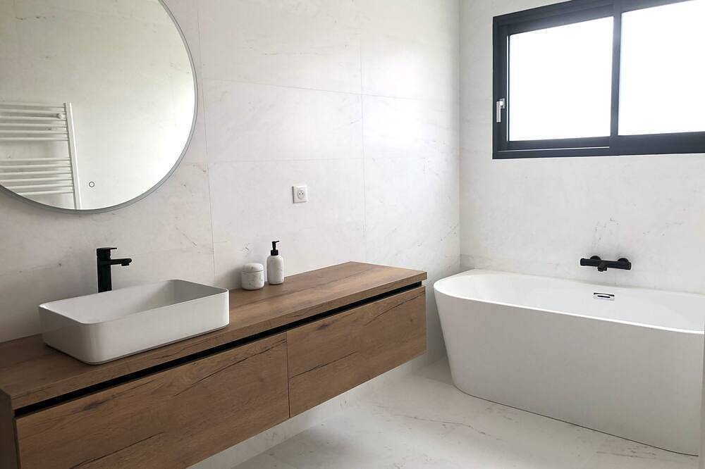 High-end contemporary villa 5 min from the beaches in Pérols, Mittelmeerküste (Frankreich)