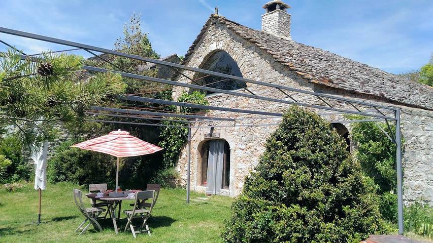 Gîte pour 16 personnes, avec terrasse et jardin dans l' Aveyron - 2