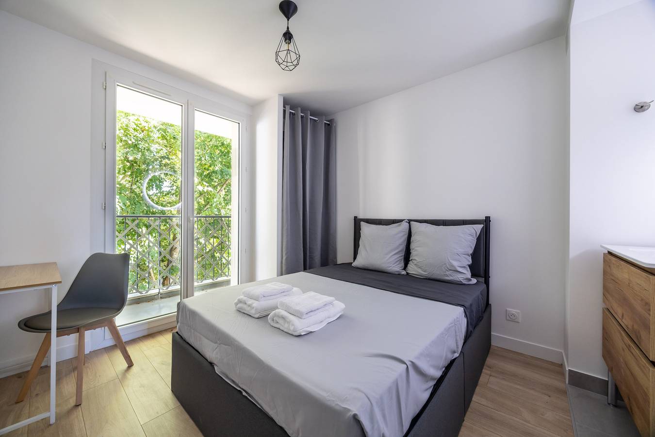 Geheel appartement, Vakantieappartement voor 8 personen met balkon in Toulouse, omgeving Toulouse