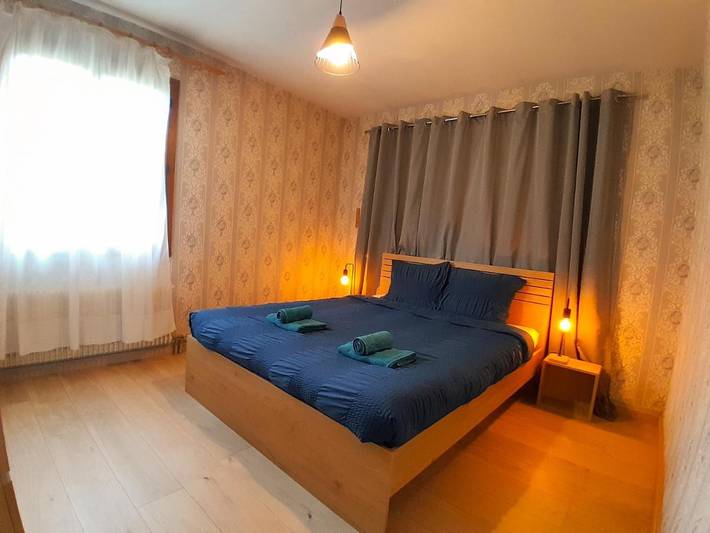 Location de vacances pour 9 personnes, avec vue et jardin à Saint-André-de-Cubzac - 2