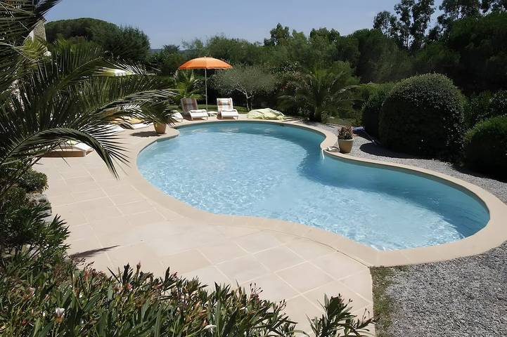 Chambre d’hôte pour 2 personnes, avec piscine et jardin à Sainte-Maxime
