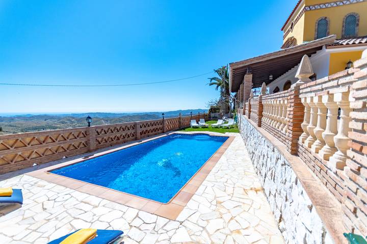 Casa rural para 6 personas, con terraza además de jardín y vistas al mar, Familias con niños en Mijas - 4
