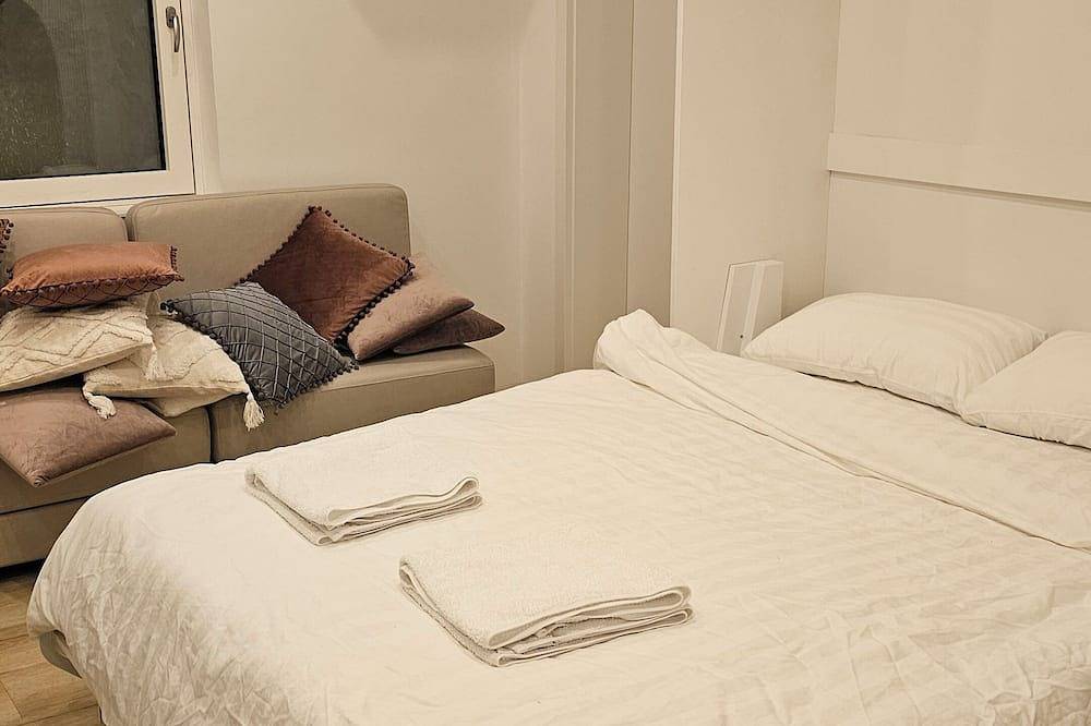 Entire apartment, Neubau City Wohnung Ug - Pool+Gym extra buchbar in Munich Sendling, Munich