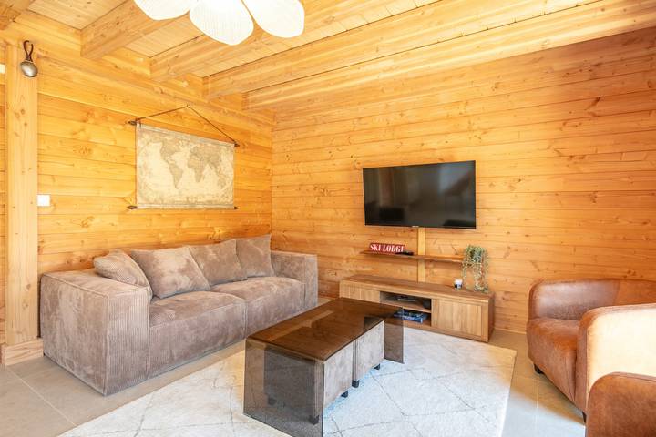 Chalet pour 8 personnes, avec terrasse à Saint-Jean-d'Arves - 2
