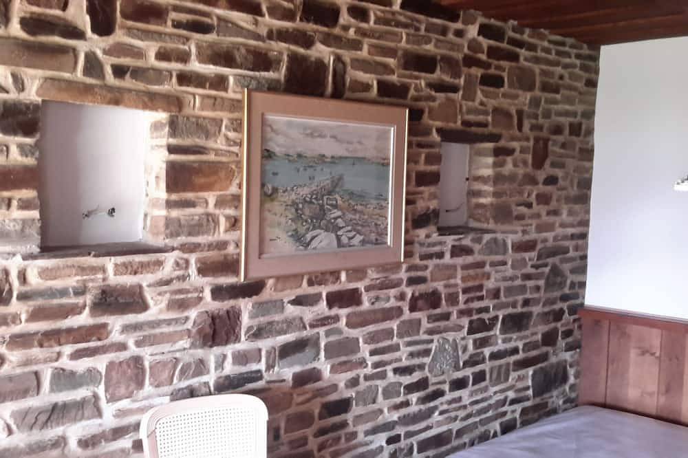Appartement entier, Grand gîte agréable de 112m² avec terrasse  végétale de 80m² in Agon-Coutainville, Région de Coutances