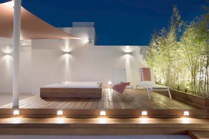 Ferienwohnung für 2 Personen, mit Balkon und Terrasse sowie Garten