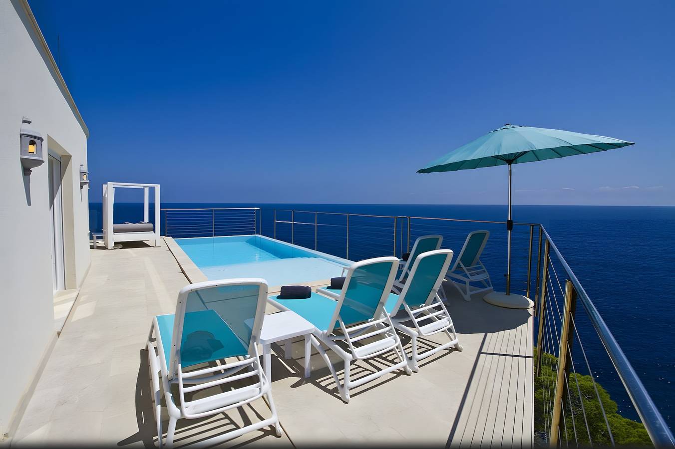 Villa 'Blanca' mit Meerblick, Wlan und Klimaanlage in Costa de Canyamel, Capdepera