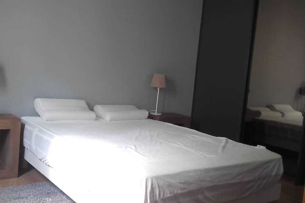 Maison de pêcheur au centre du Guilvinec, le port à 200 m, les plages à 1000 m. in Guilvinec, Région de Quimper