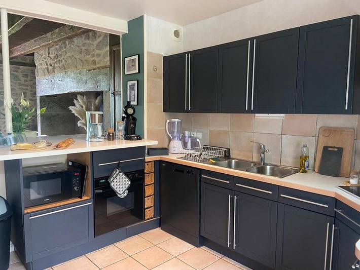 Location de vacances pour 14 personnes, avec piscine et jardin ainsi que jacuzzi et sauna à Champagnac - 2