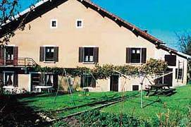 Gîte pour 5 personnes, avec Terrasse ainsi que Jardin et Vue à Sirod