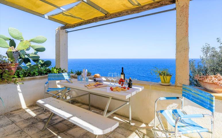 Steinhäuschen mit fantastischem Meerblick (B) in Gagliano del Capo, Lecce Provinz