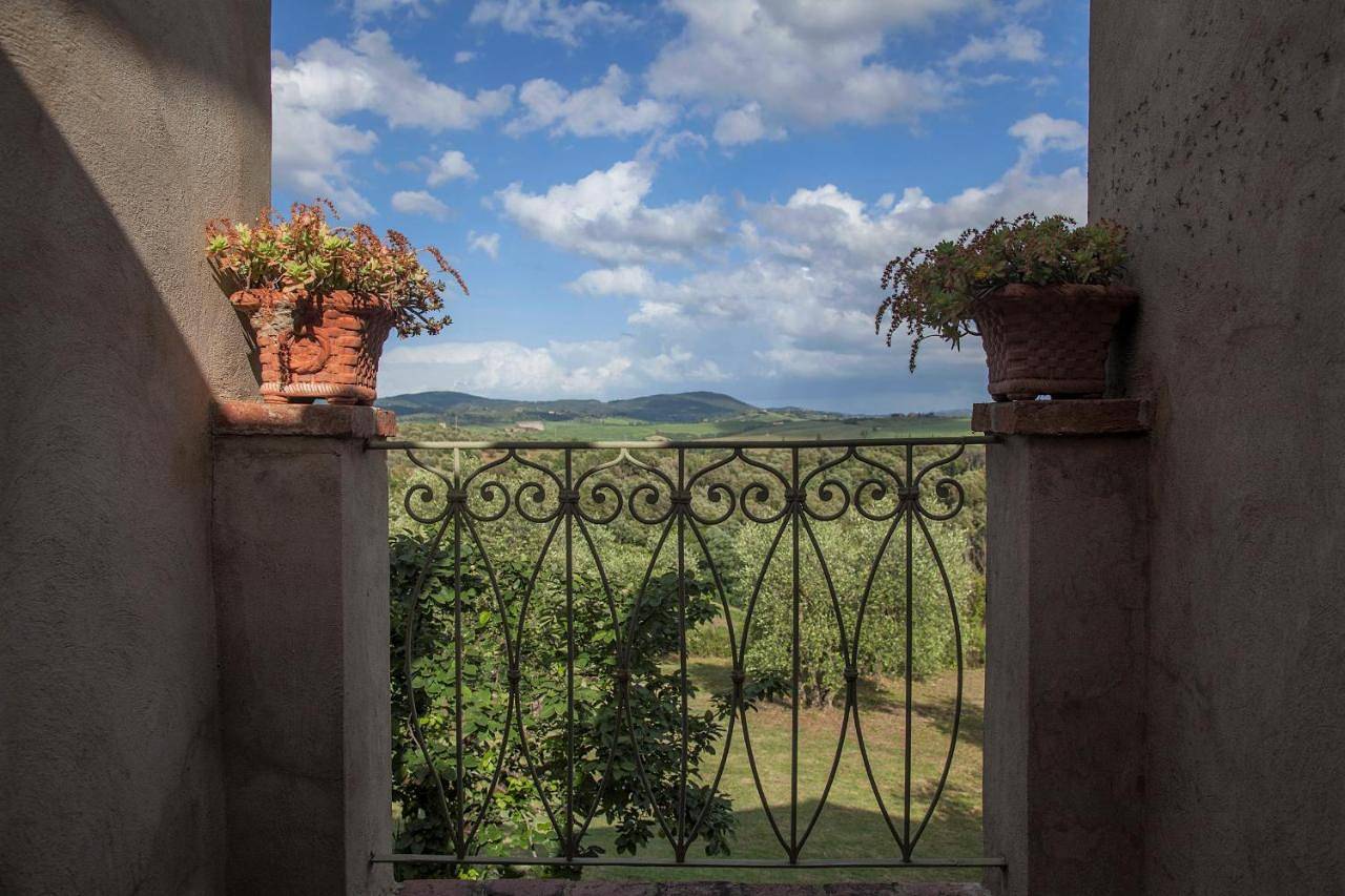 Villa with Private Pool in San Giovanni d'Asso, Montalcino