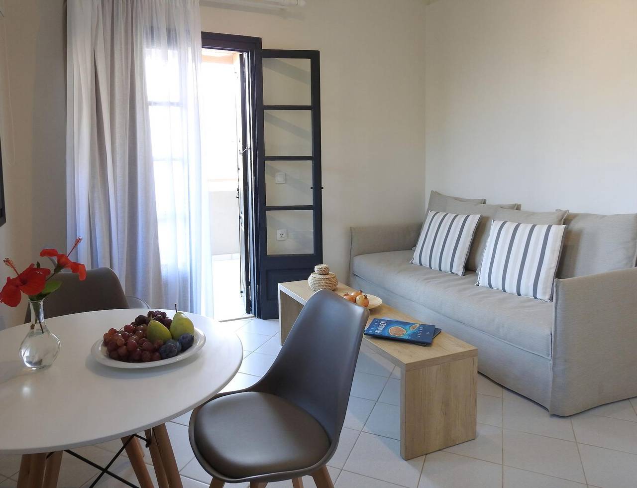 Endearing Crete Villa | Deluxe Villa with Sea View | 1 Bedroom | Air Conditioning & Sea Views | Stalis in Stalida, Iraklio-Heraklio region