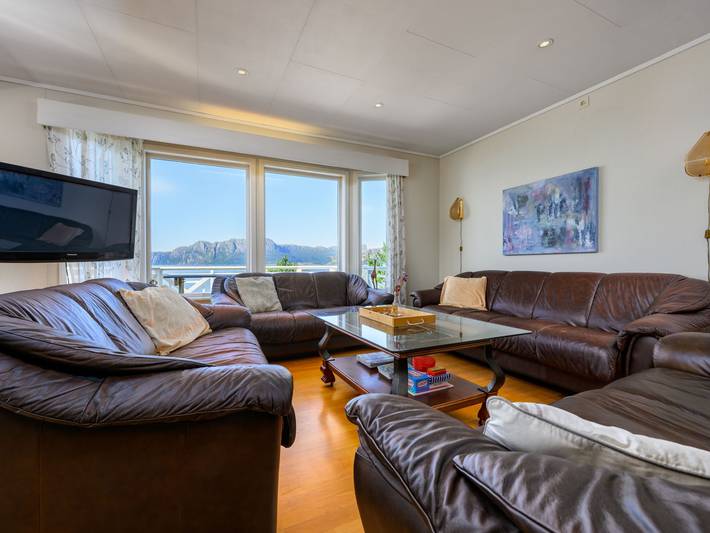 Ferienhaus für 12 Personen, mit Terrasse und Garten in Nördliches Fjordnorwegen - 3
