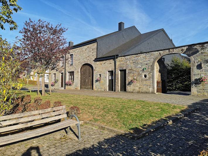 Gîte pour 4 personnes, avec terrasse et jardin dans Carlsbourg