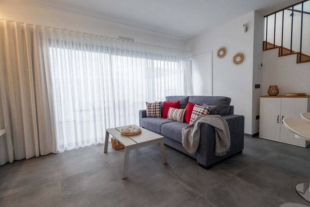Villas Divela/ Ocean View / Private & Heated Pool in La Jaca, Arico