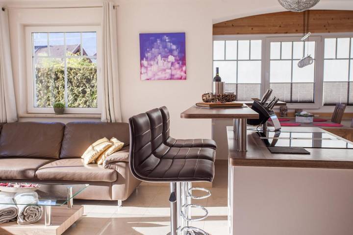Ferienwohnung für 4 Personen, mit Balkon und Terrasse sowie Garten in Farchant - 2