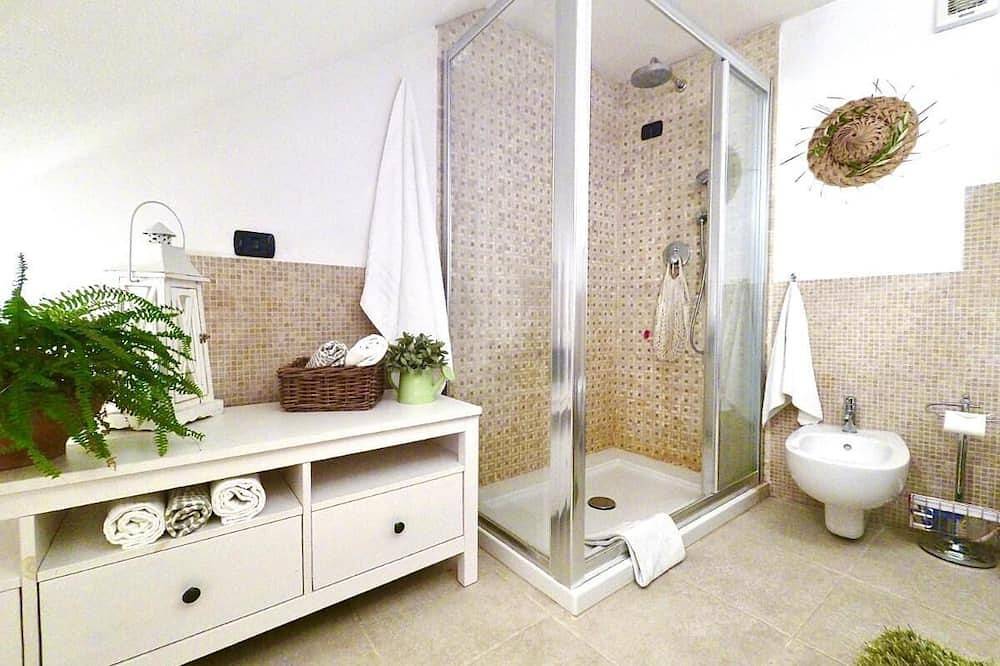 Ganze Wohnung, Studio in basement equipped with all comforts in San Miniato, Pisa Provinz