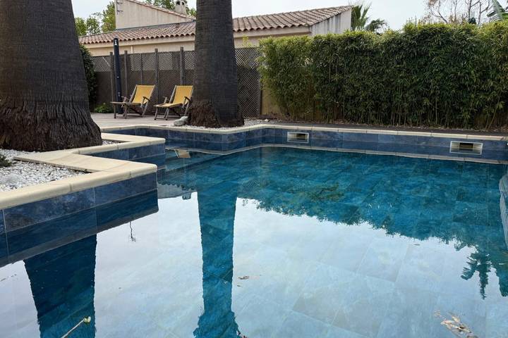 Villa pour 6 personnes, avec jardin ainsi que terrasse et piscine, adapté aux familles au Le Grau-du-Roi - 4