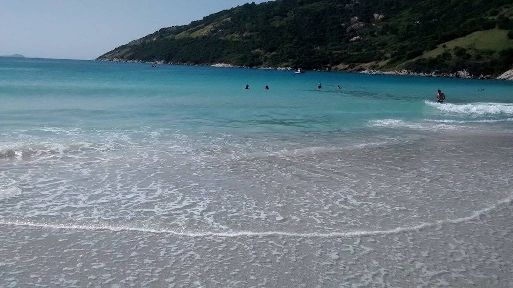 Ganze Wohnung, Wohnung voll möbliert, mit 2 Parkplätzen. in Praia do Forno, Rio de Janeiro (Bundesstaat)