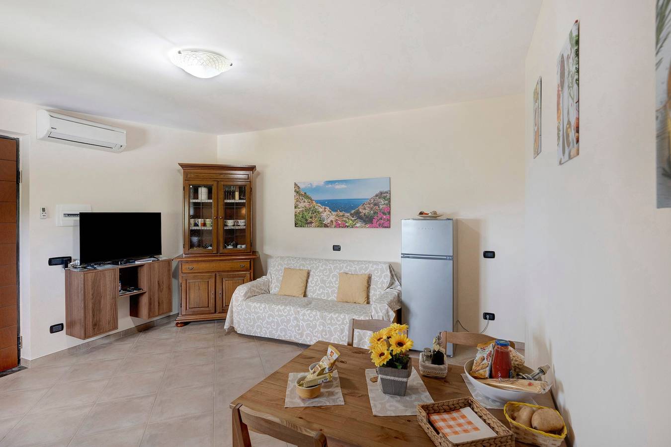 Appartement entier, Appartement 'Prima Luce' avec Vue sur la Mer, Terrasse Privée et Wi-Fi in Vico Equense, Monti Lattari