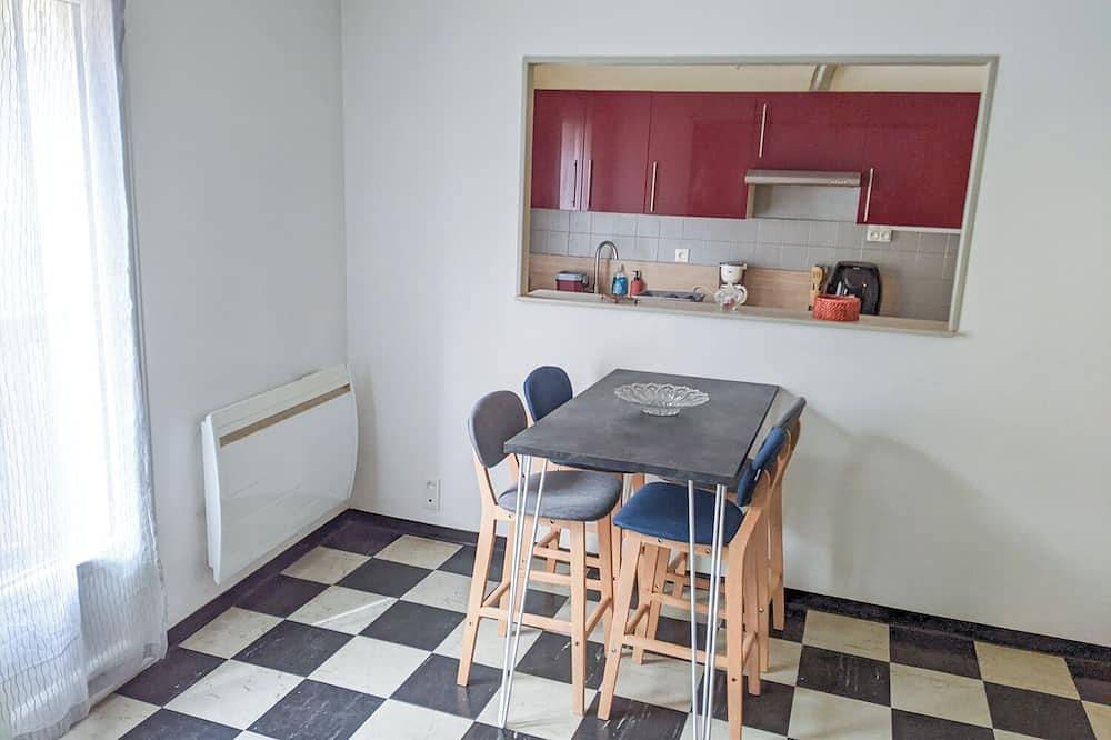 Appartement entier, T3 hyper centre Espalion 2-4 Pers, adapté Famille, aux portes des monts d'Aubrac in Espalion, Aveyron
