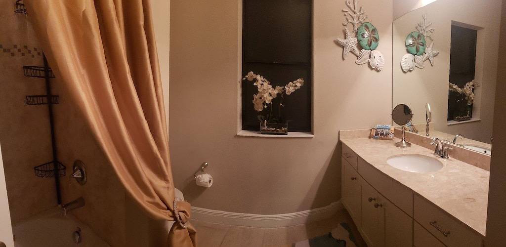 Welcome! Luxury House w/Pickleball, Beaches, Marco Island, and Golf, & 5th Ave in Southwest Florida