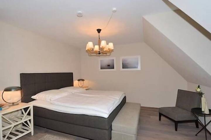 Ganze Wohnung, Luxuriöses App \"Altes Pastorat 3\" - Erholung für 6 Personen mit Sauna in St. Peter-Ording, Eiderstedt