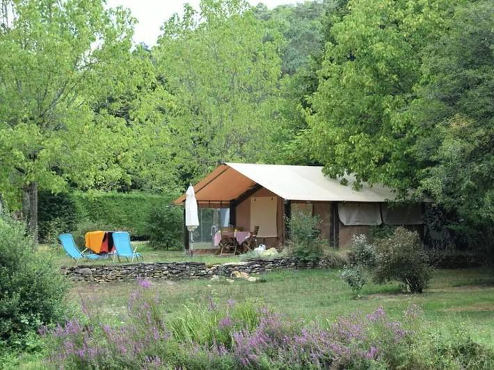 Location de vacances pour 5 personnes, avec bassin pour enfant à Thonac - 2