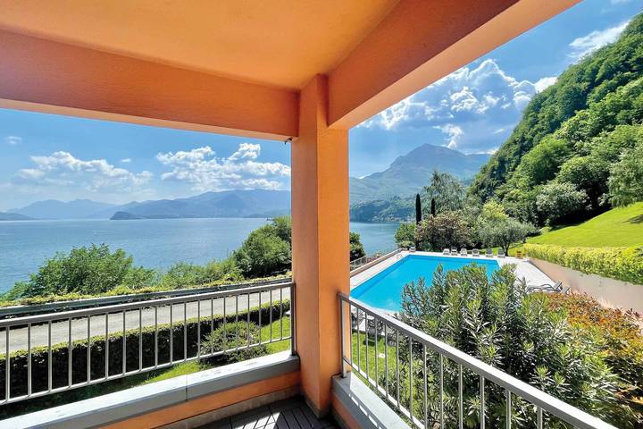 Ferienwohnung für 5 Personen, mit Terrasse und Seeblick sowie Pool, kinderfreundlich in Comune di San Siro - 3