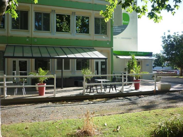 Location de vacances pour 3 personnes, avec vue et jardin à Bessines (Deux-Sèvres) - 2