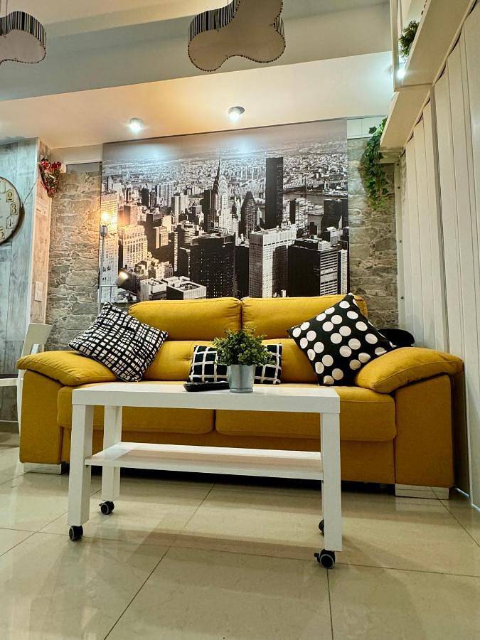 Location de vacances pour 2 personnes, avec terrasse, adapté aux familles à Badalona - 3