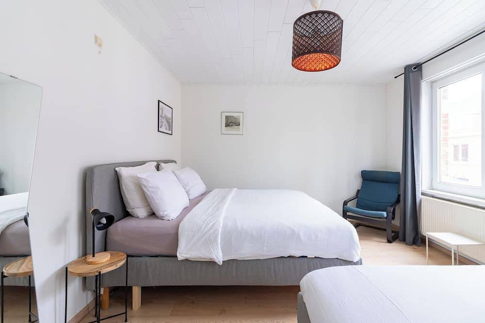 Perfect 4-bedroom house in charming Bruges for your getaway in Bruges, West Flanders