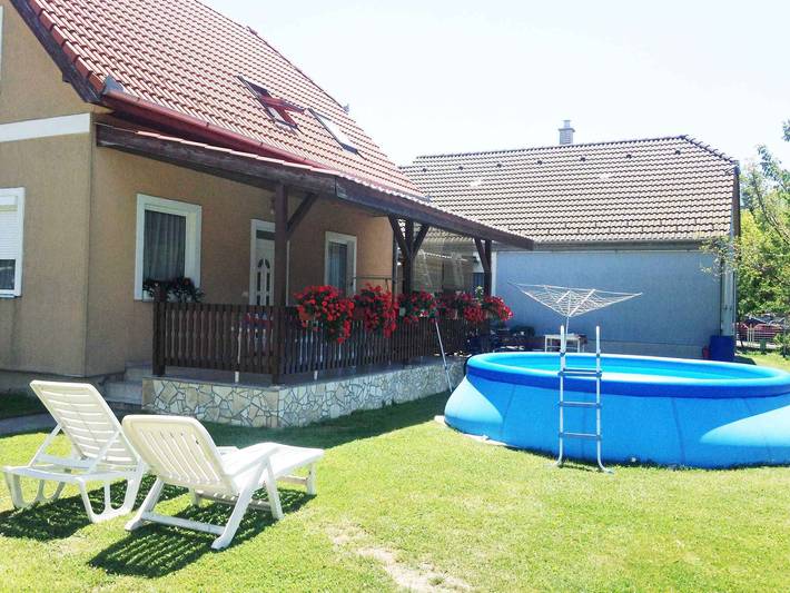 Ferienhaus für 11 Personen, mit Garten, mit Haustier in Balatonmariafürdö