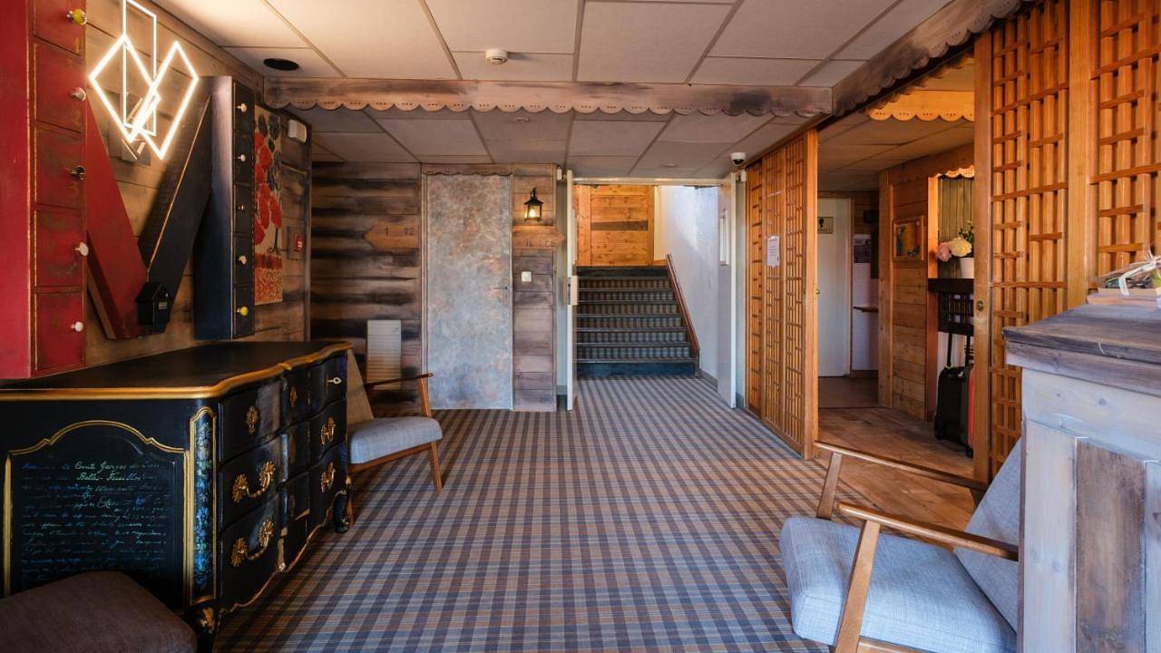 Cit'Hotel Le Montreal in Châlons-en-Champagne, Marne
