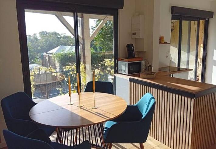 Location de vacances pour 4 personnes, avec terrasse et vue dans Villers-sur-le-Roule