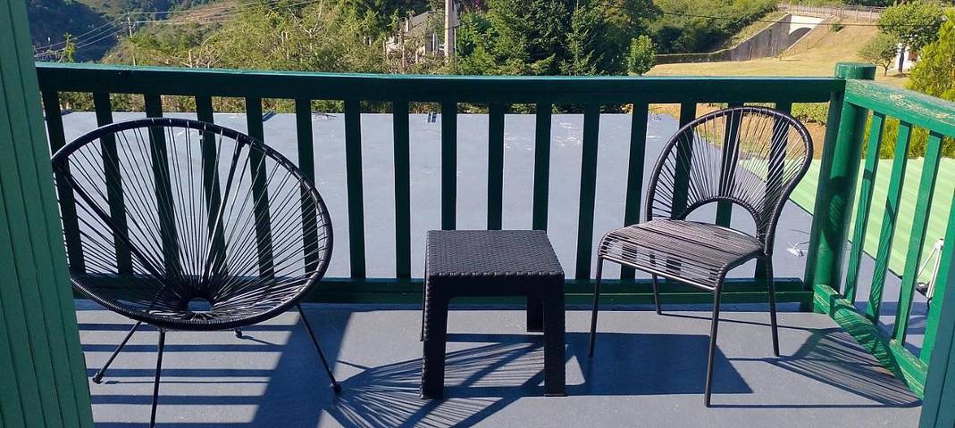 Hôtel pour 2 personnes, avec Balcon ainsi que Terrasse et Vue dans Lac du Barrage de Grandval - 4