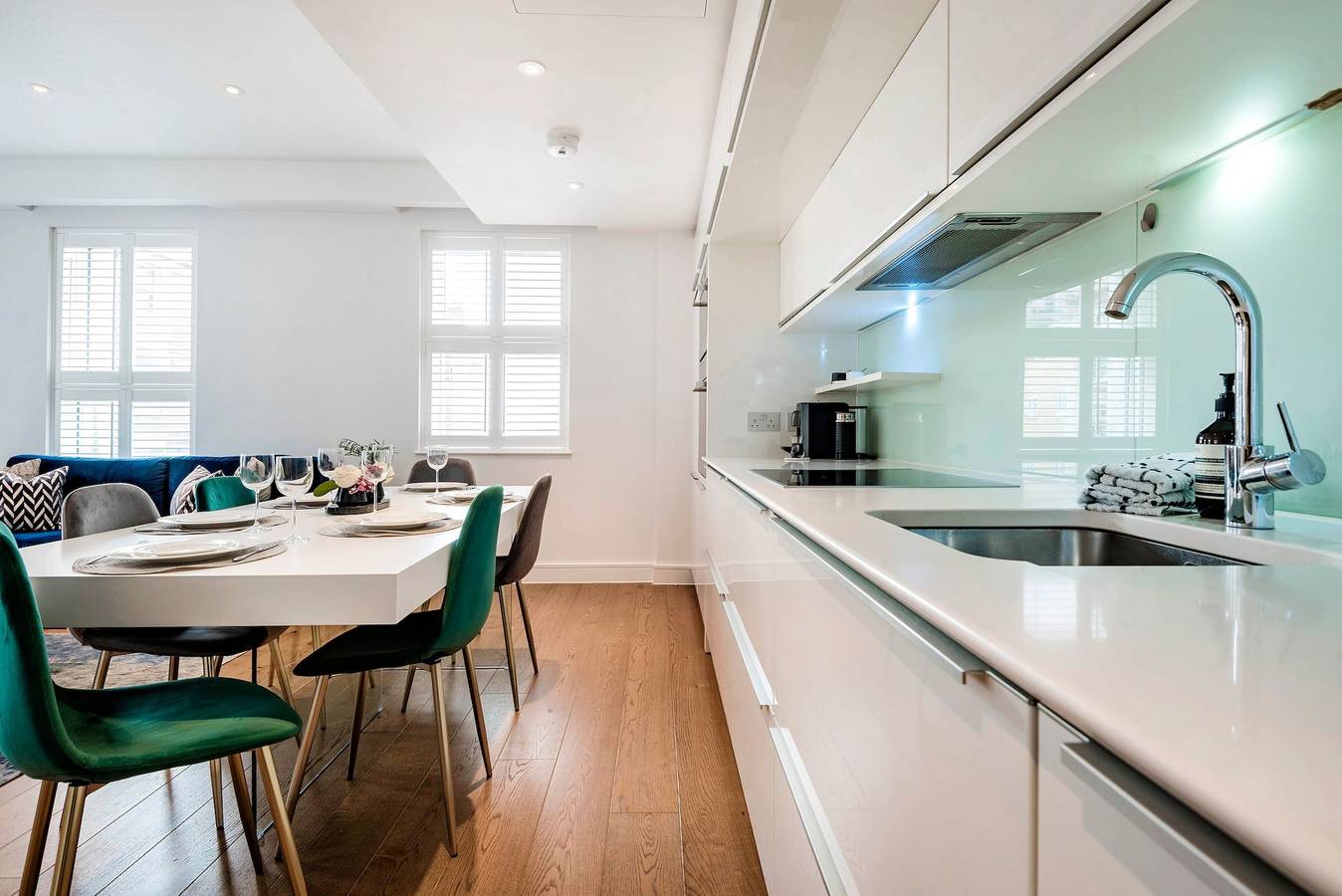 Entire apartment, The Smooth Velvet - by Out of Office Lifestyle in London, South East England