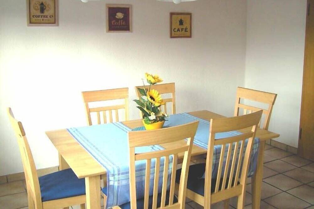 Groot vakantiehuis met 4 sterren, Vulkaaneifel, dichtbij Nürburgring en maren, foto 12