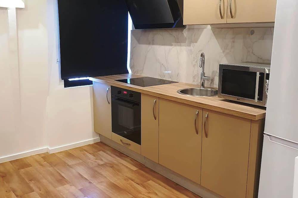 Entire apartment, Apartment near Paris & Cdg& exhibition center in Aulnay-sous-Bois, Seine-Saint-Denis