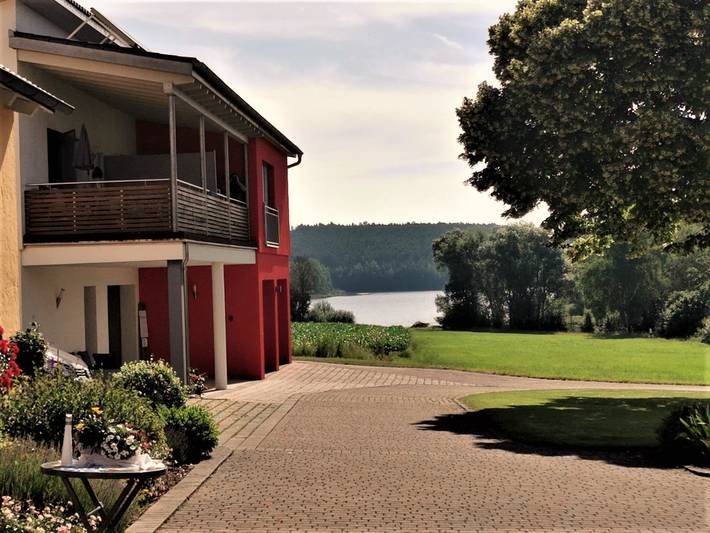 Ganze Wohnung, Feriendomizil Carmen Hofmann - Ferienwohnung Sonnenaufgang in Absberg, Fränkisches Seenland